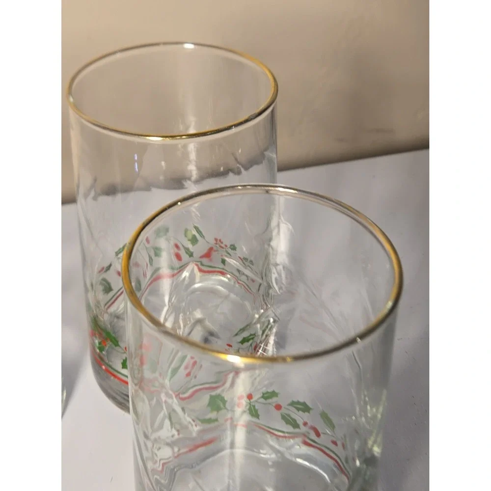 Vtg Glass HOLLY BERRY Christmas Drinking Glasses Tumblers Set of 4